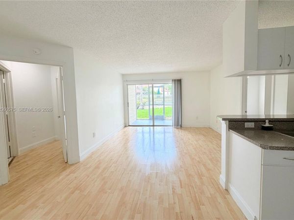 420 south Park road , Unit 108, Hollywood, FL 33021
