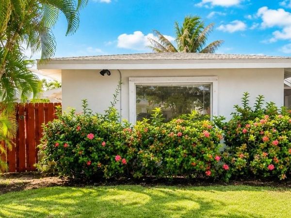 1925 NE 26th St, Unit 1, Wilton Manors, FL 33305