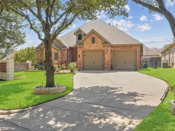 5132 Southpoint Drive, Arlington, TX 76017