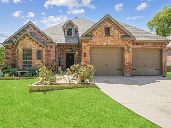 5132 Southpoint Drive, Arlington, TX 76017