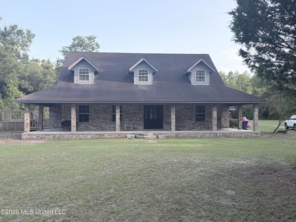 17816 Fosters Road, Moss Point, MS 39562