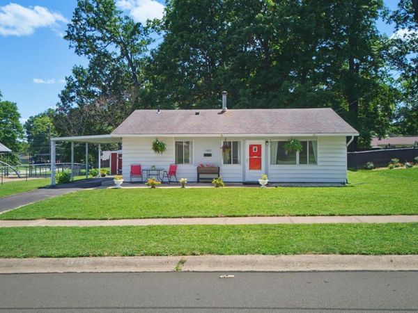 1309 W Main Street, Loveland, OH 45140