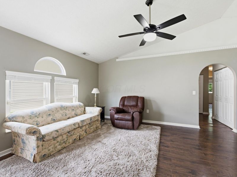 2868 Sussex Place Drive, Grove City, OH 43123 Photo 10