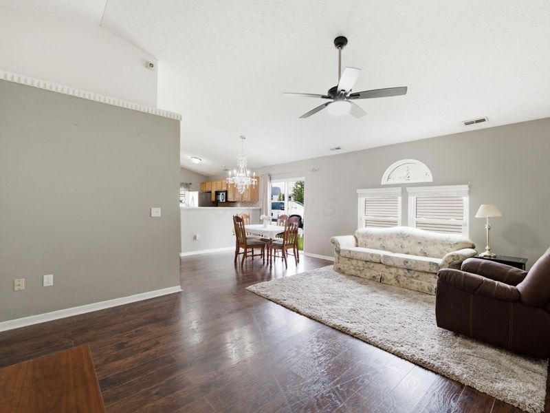 2868 Sussex Place Drive, Grove City, OH 43123 Photo 11
