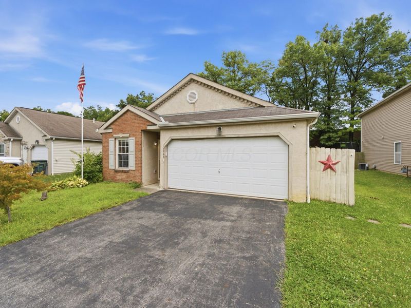 2868 Sussex Place Drive, Grove City, OH 43123 Photo 3
