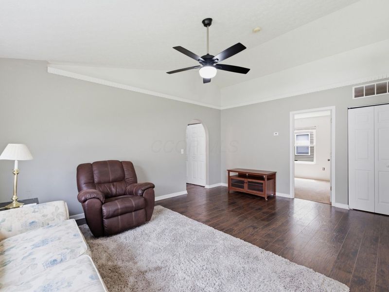 2868 Sussex Place Drive, Grove City, OH 43123 Photo 9