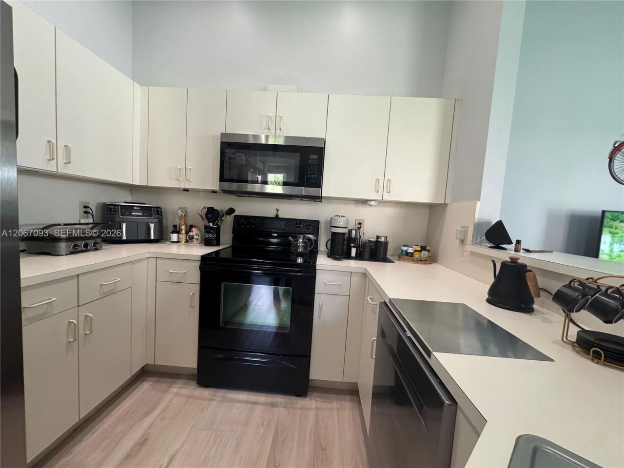 825 Falling Water Rd , Weston, FL 33326 Photo