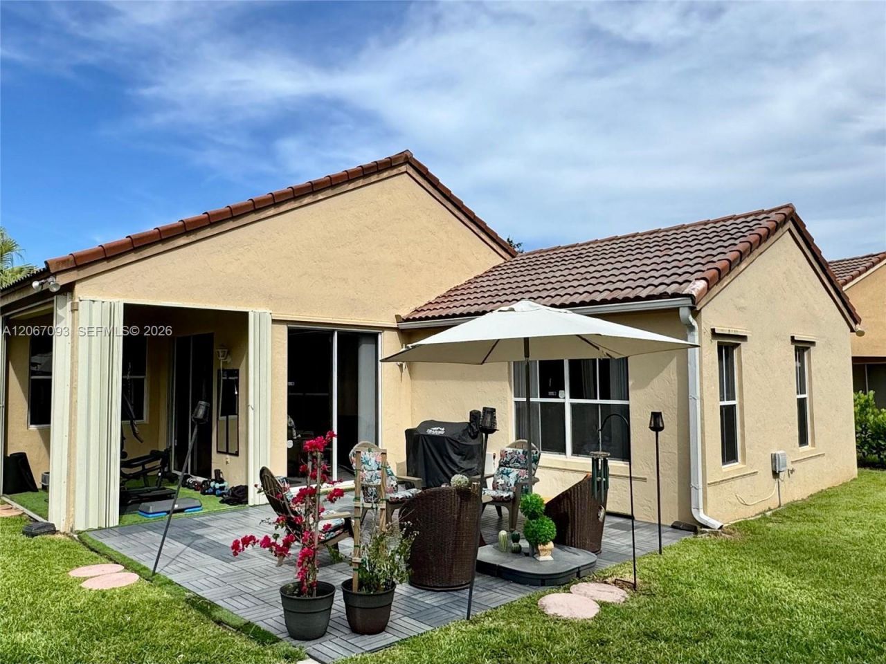825 Falling Water Rd , Weston, FL 33326 Photo