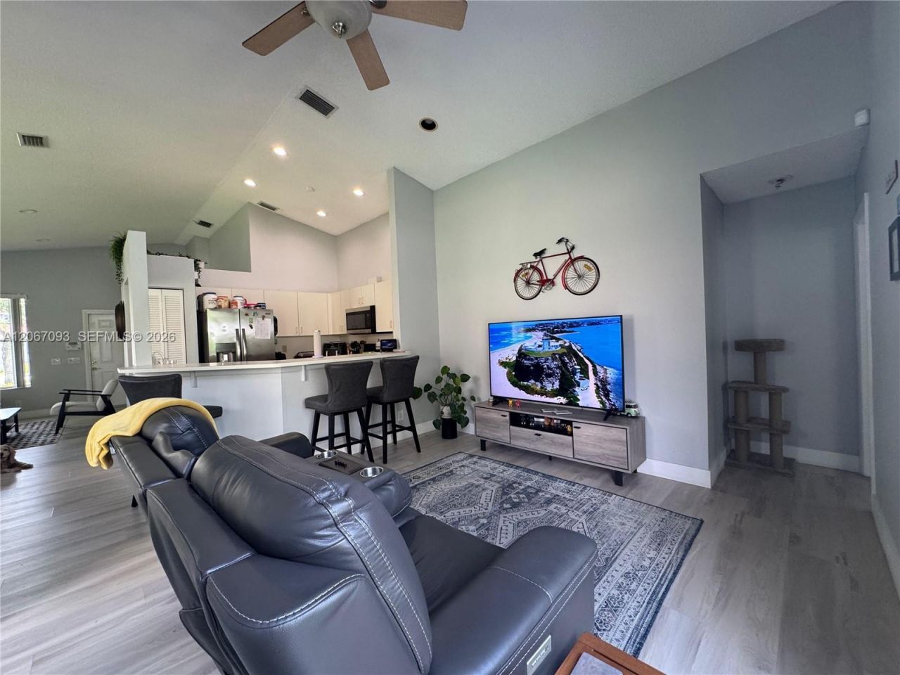 825 Falling Water Rd , Weston, FL 33326 Photo