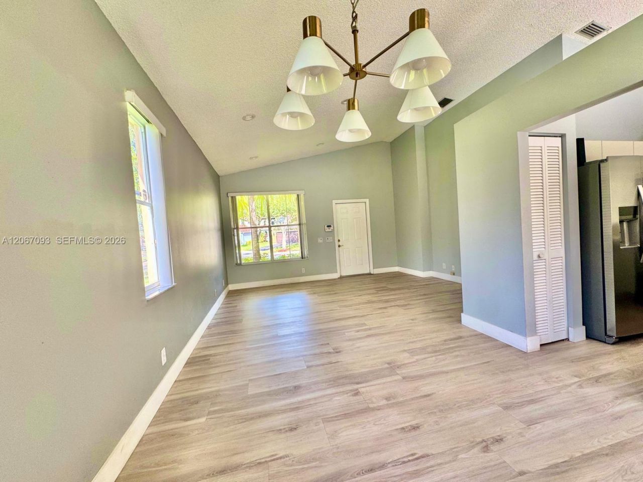 825 Falling Water Rd, Weston, FL 33326 Photo