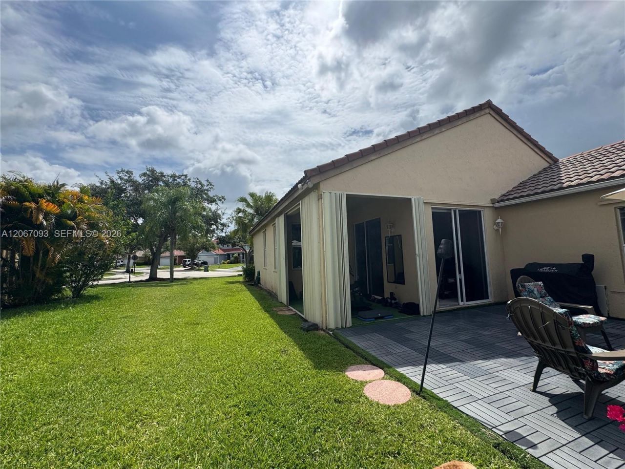825 Falling Water Rd , Weston, FL 33326 Photo
