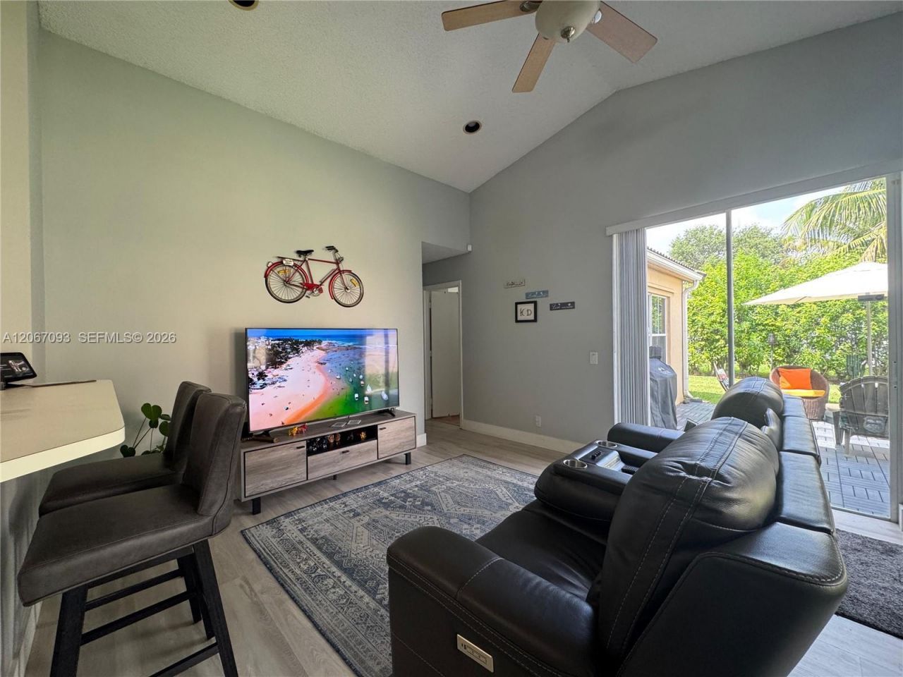 825 Falling Water Rd , Weston, FL 33326 Photo