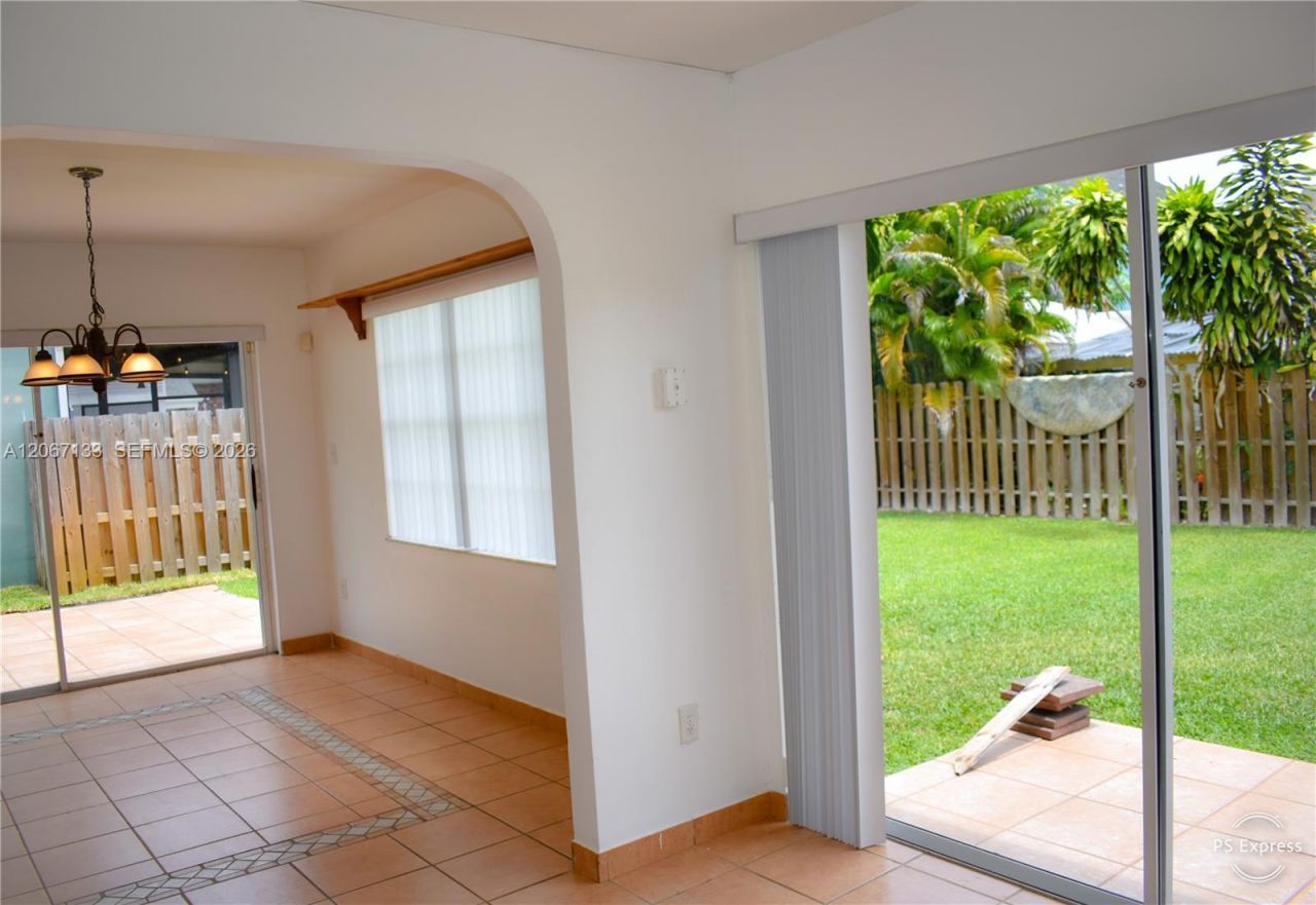11759 SW 117th Pl , Miami, FL 33186 Photo