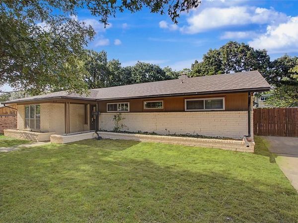 7232 Monterrey Drive , Fort Worth, TX 76112