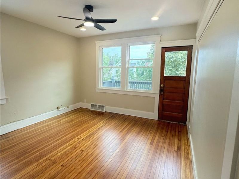 4243 Archwood Avenue, Cleveland, OH 44109 Photo 12