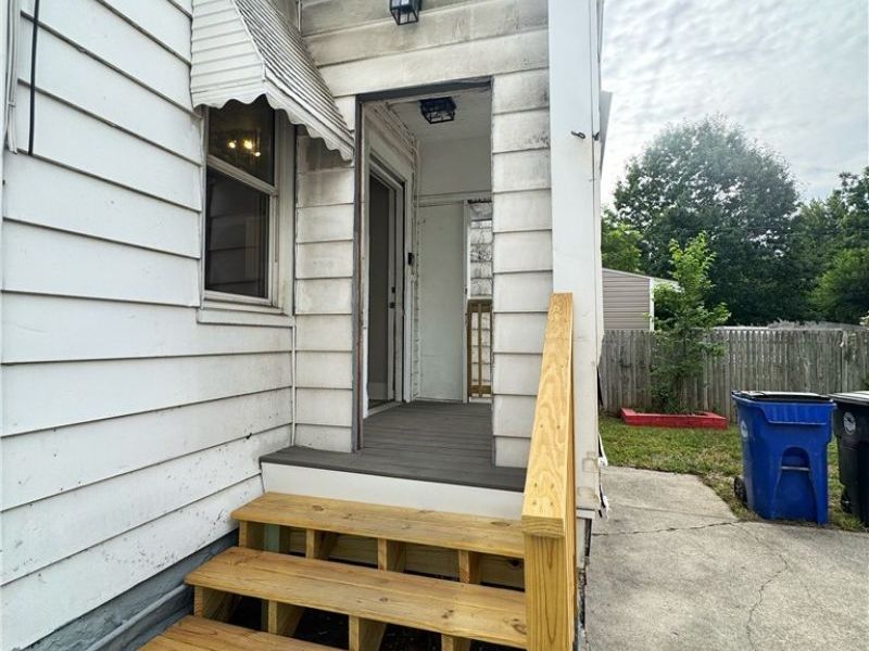 4243 Archwood Avenue, Cleveland, OH 44109 Photo 9