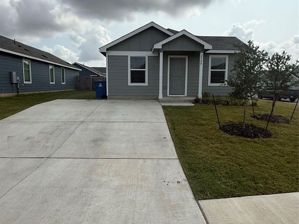 2324 Dust Devil DR, Lockhart, TX 78644