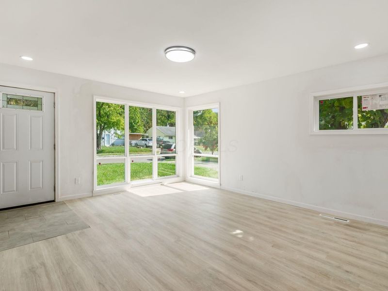 2263 Dawnlight Avenue, Columbus, OH 43211 Photo 6
