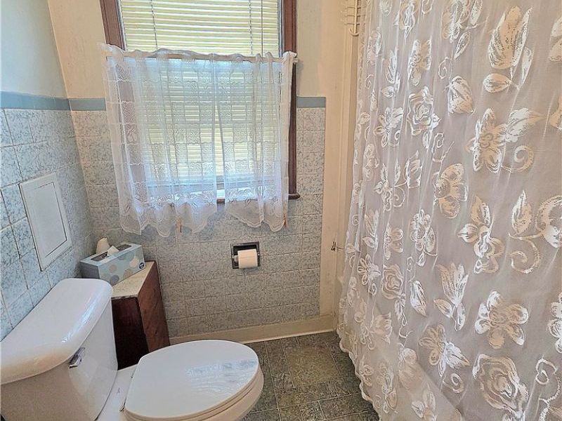 6040 W 54th Street, Parma, OH 44129 Photo 13