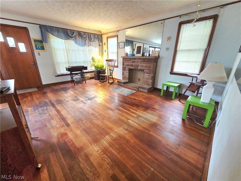 6040 W 54th Street, Parma, OH 44129 Photo 22