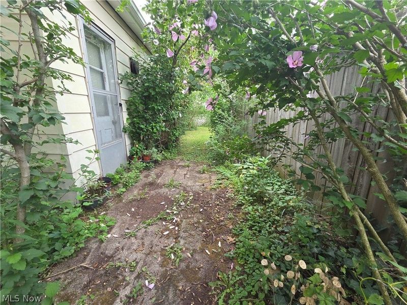 6040 W 54th Street, Parma, OH 44129 Photo 39