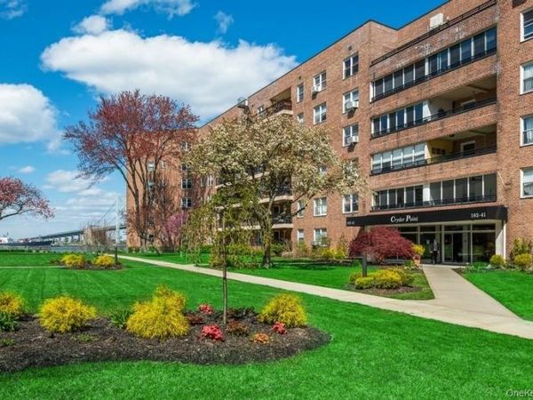162-41 Powells Cove Boulevard , Unit 1G, Beechhurst, NY 11357