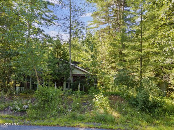 24 Kircher Road, Milton, NY 12866