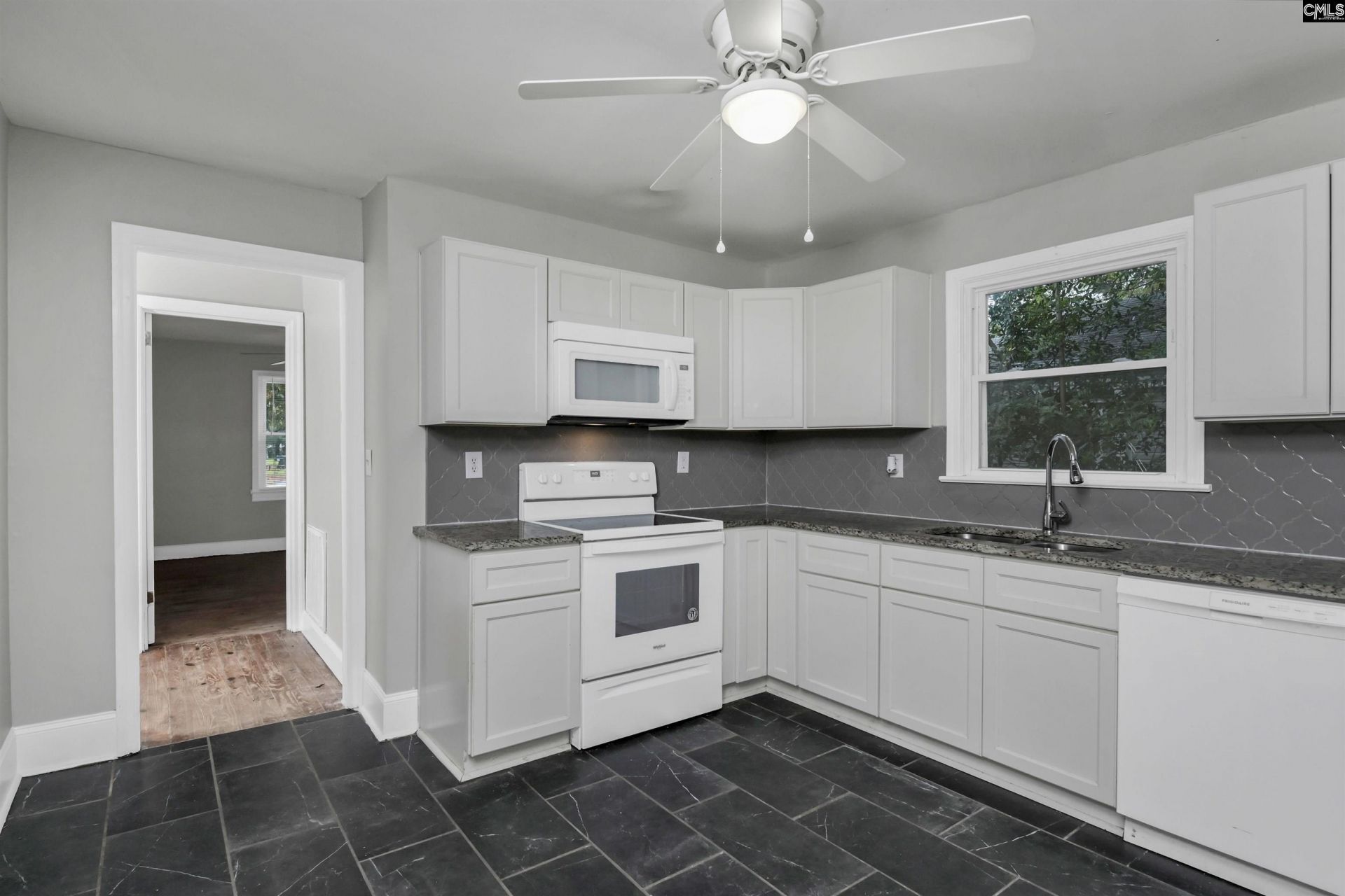 1709 D Avenue Photo 10
