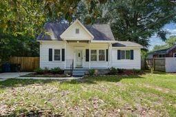 1709 D Avenue photo 4