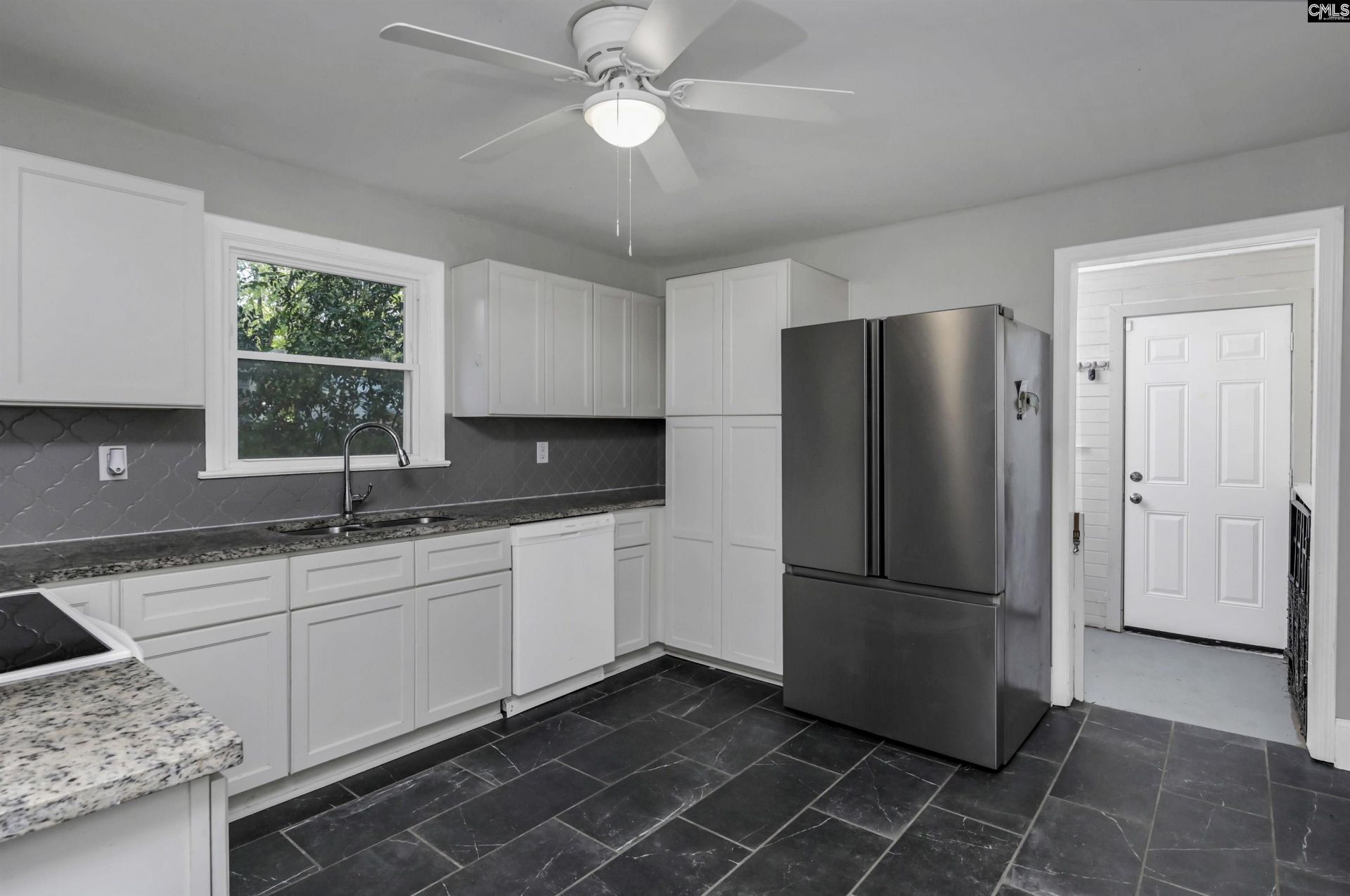 1709 D Avenue Photo 5