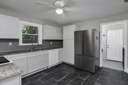 1709 D Avenue photo 4
