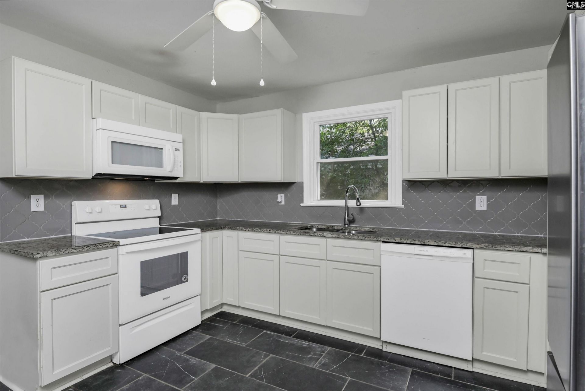 1709 D Avenue Photo 6