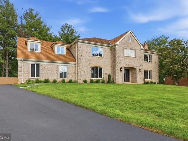 6294 DUNAWAY COURT, MCLEAN, VA 22101