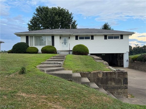 71159 Sharon Road , Bridgeport, OH 43912