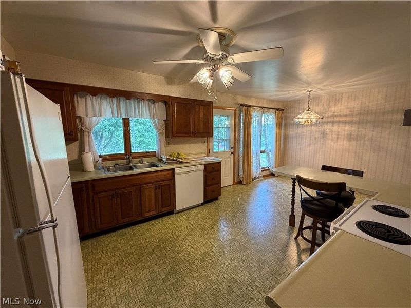 71159 Sharon Road, Bridgeport, OH 43912 Photo 13