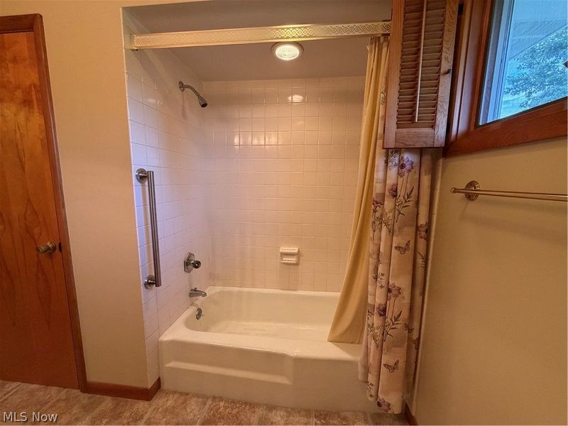 71159 Sharon Road, Bridgeport, OH 43912 Photo 20