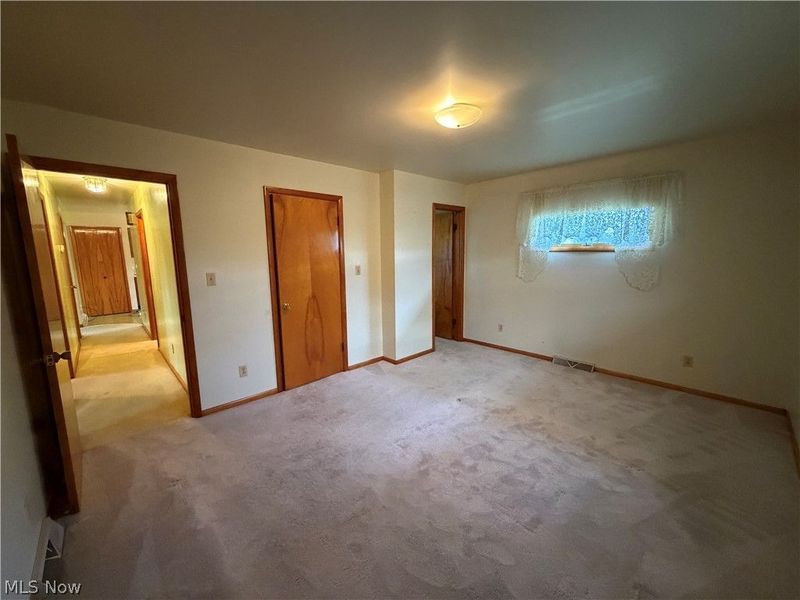 71159 Sharon Road, Bridgeport, OH 43912 Photo 24