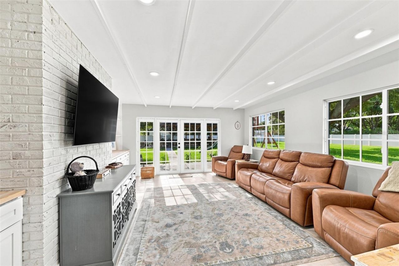 2119 Gallagher Road, Dover, FL 33527 Photo
