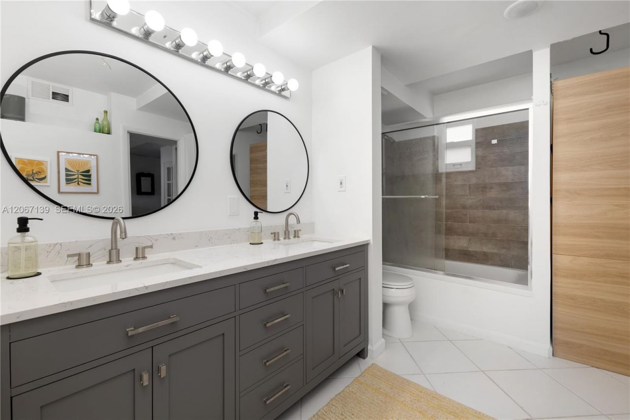 401 Ocean Dr, Unit 316, Miami Beach, FL 33139 Photo