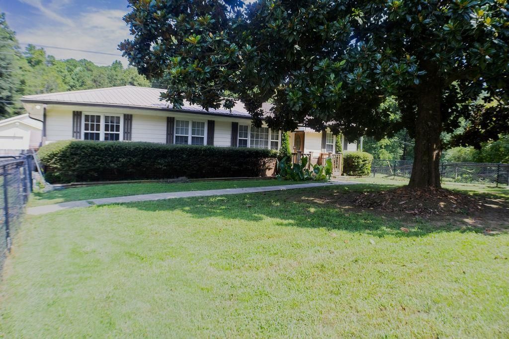 2555 Shady Grove Rd, Adamsville, AL 35005 Main Photo
