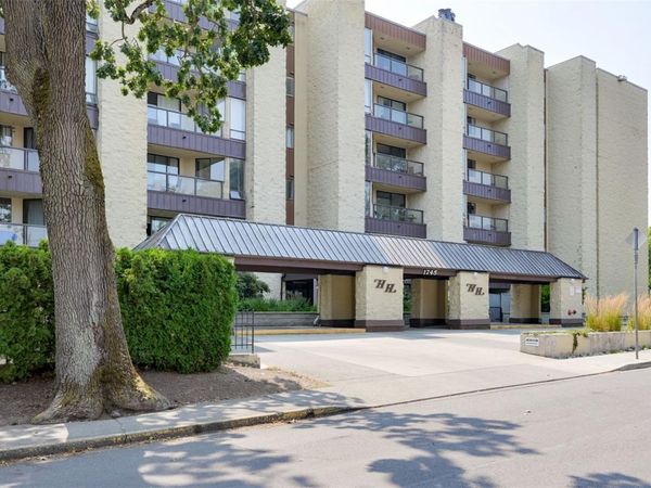 1745 Leighton Rd, Unit #505, Victoria, BC V8R 6R6