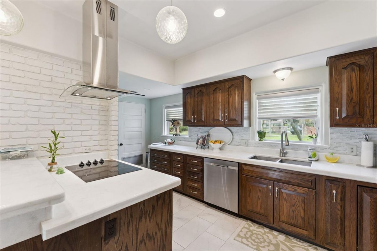 801 Lake Shore Drive, Leesburg, FL 34748 Photo