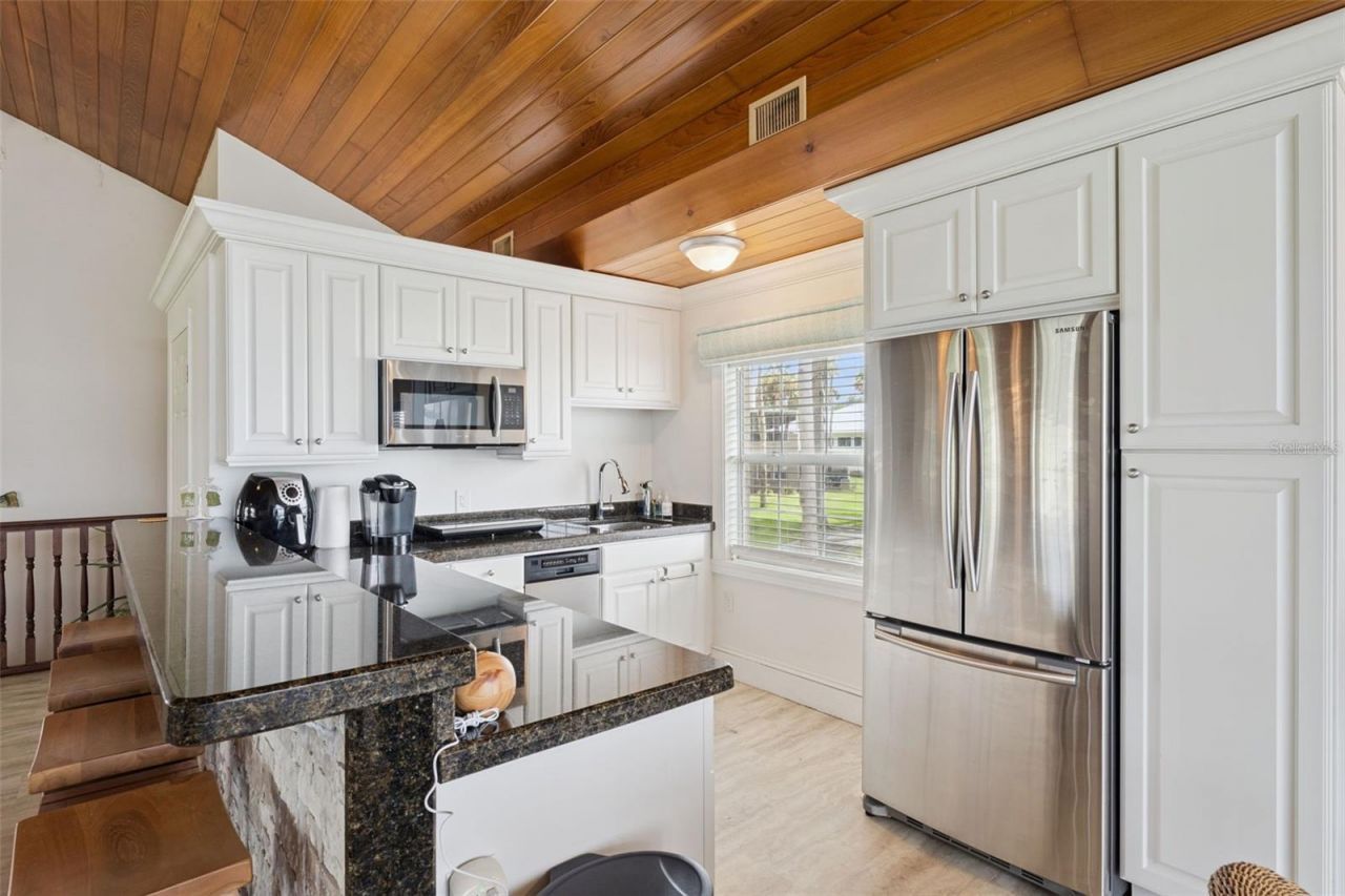 801 Lake Shore Drive, Leesburg, FL 34748 Photo