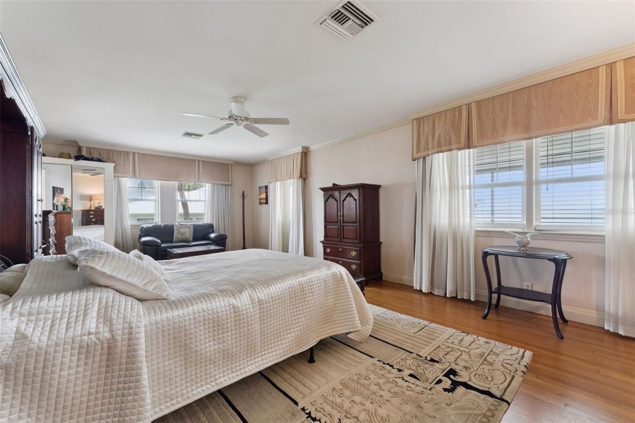 801 Lake Shore Drive, Leesburg, FL 34748 Photo