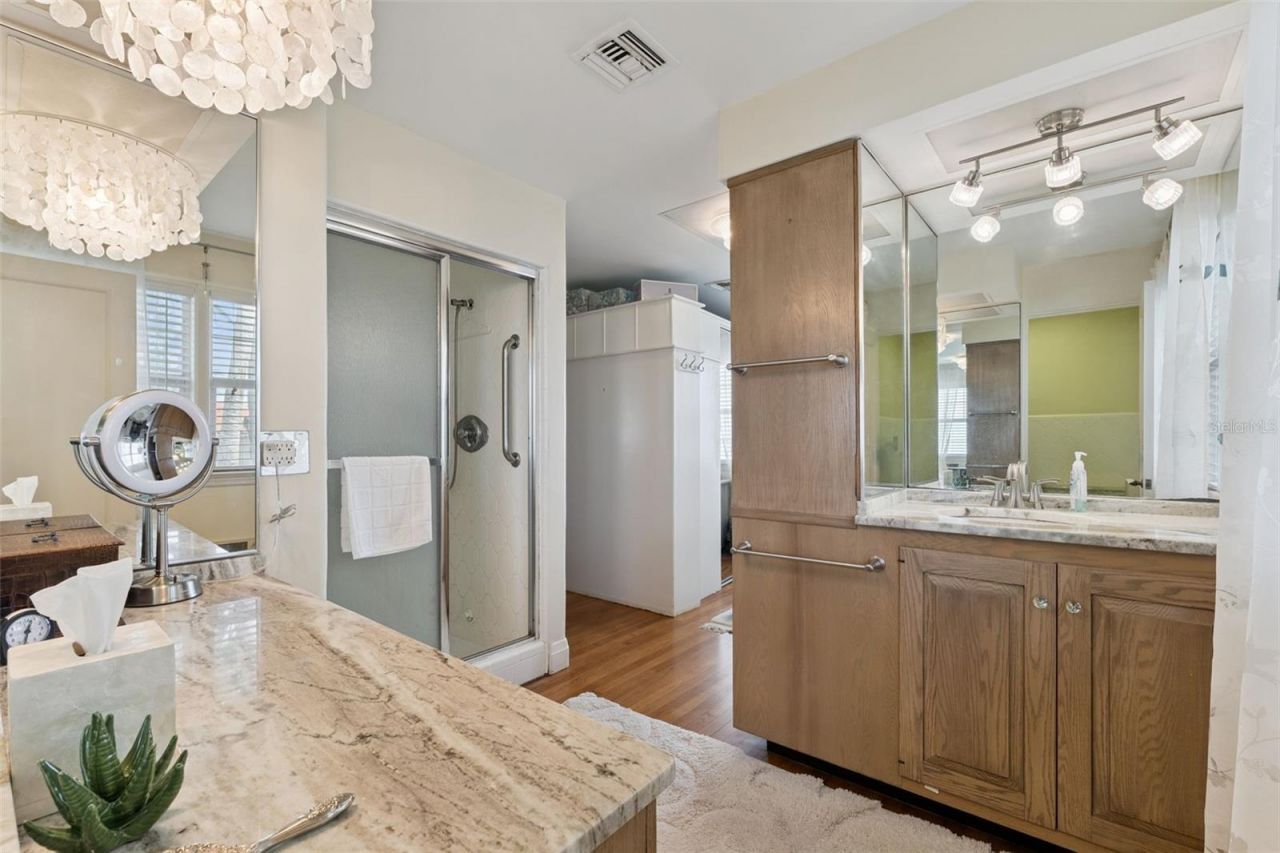 801 Lake Shore Drive, Leesburg, FL 34748 Photo