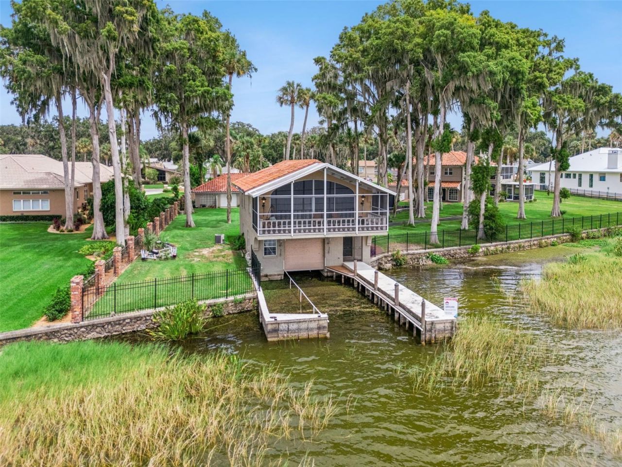 801 Lake Shore Drive, Leesburg, FL 34748 Photo