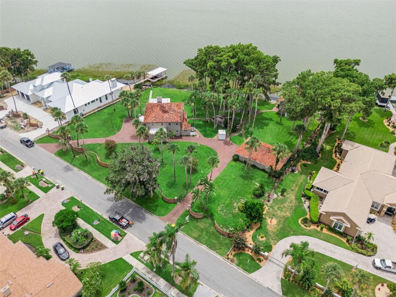 801 Lake Shore Drive, Leesburg, FL 34748 Photo