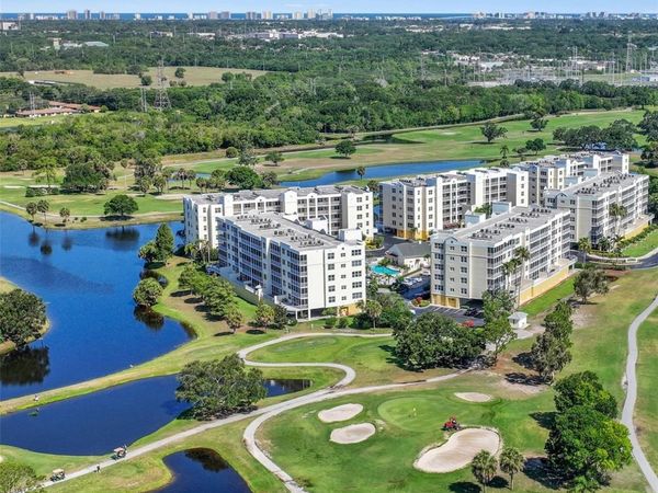 1200 COUNTRY CLUB DRIVE , Unit 3105, LARGO, FL 33771