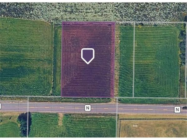 1144 County Road, Roberts, WI 54023