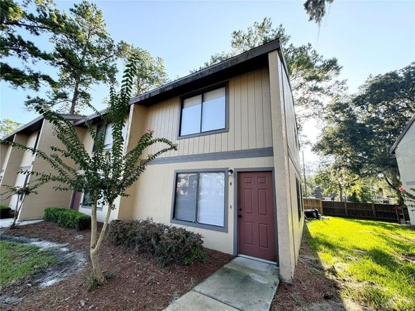 2300 SW 43RD STREET , Unit M4, GAINESVILLE, FL 32607